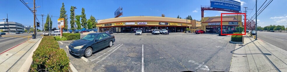 More Photos Of 16851 Victory Blvd, Van Nuys Unknown For Lease