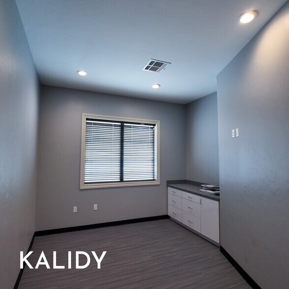 More Photos Of 2220 NW 164th St, Edmond Office For Sale