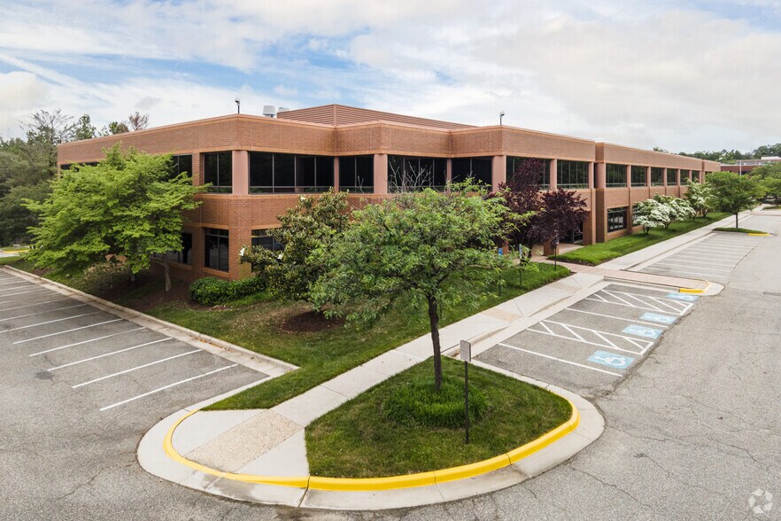 More Photos Of 7501 Boston Blvd, Springfield Research And Development For Sale