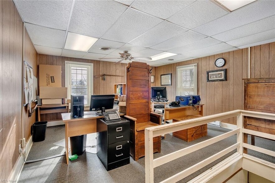 More Photos Of 10725 Struthers Rd, New Middletown Flex For Sale