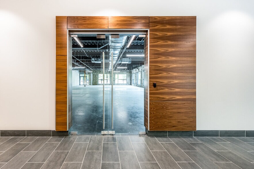 More Photos Of 1501 Belle Isle Ave, Mount Pleasant Office For Lease