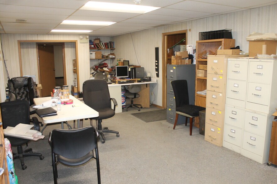 More Photos Of 1169 Lyon Rd, Batavia Manufacturing For Sale