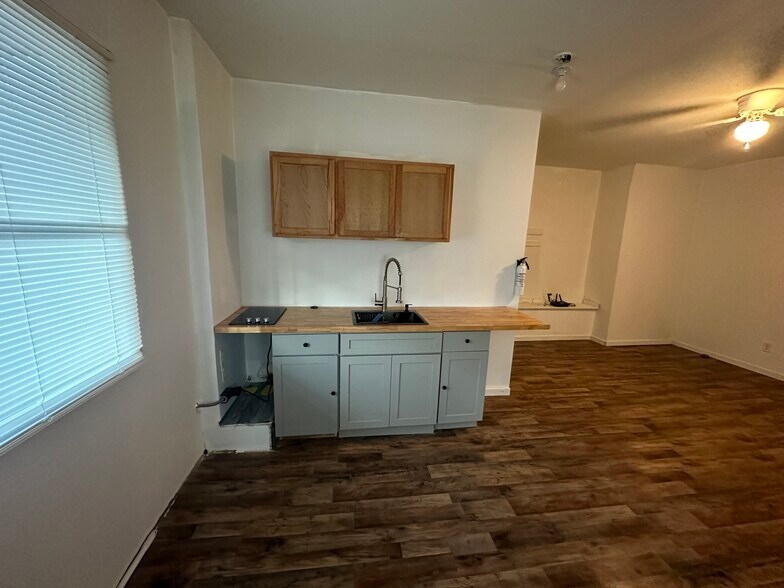 More Photos Of 169 N Grant St, Shamokin Apartments For Sale