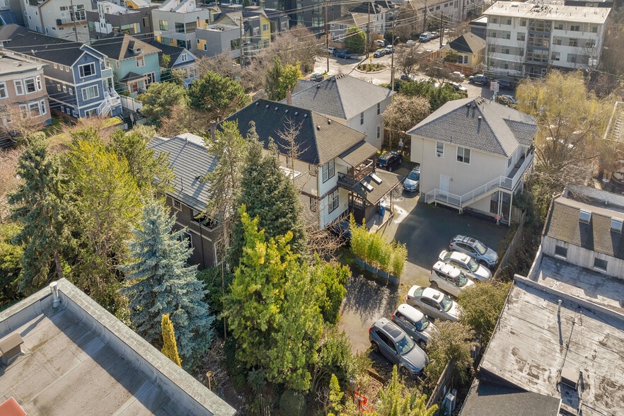 More Photos Of 913 13th Ave, Seattle Apartments For Sale