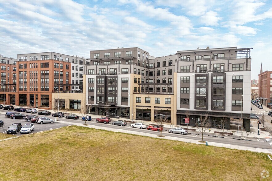 More Photos Of 125 Clifford St, Providence Apartments For Lease