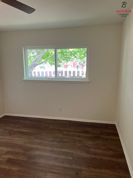 More Photos Of 600 Gentleman Rd, Balcones Heights Apartments For Sale