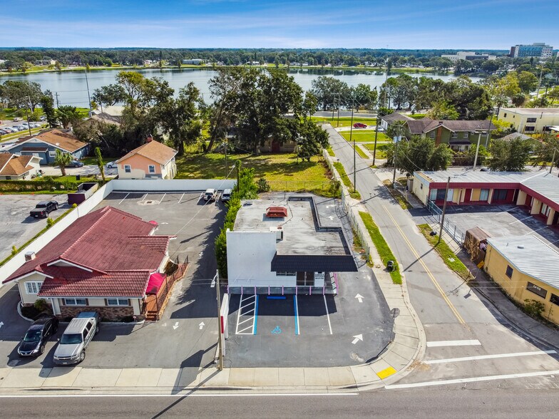 Primary Photo Of 1006 6th St NW, Winter Haven General Retail For Sale