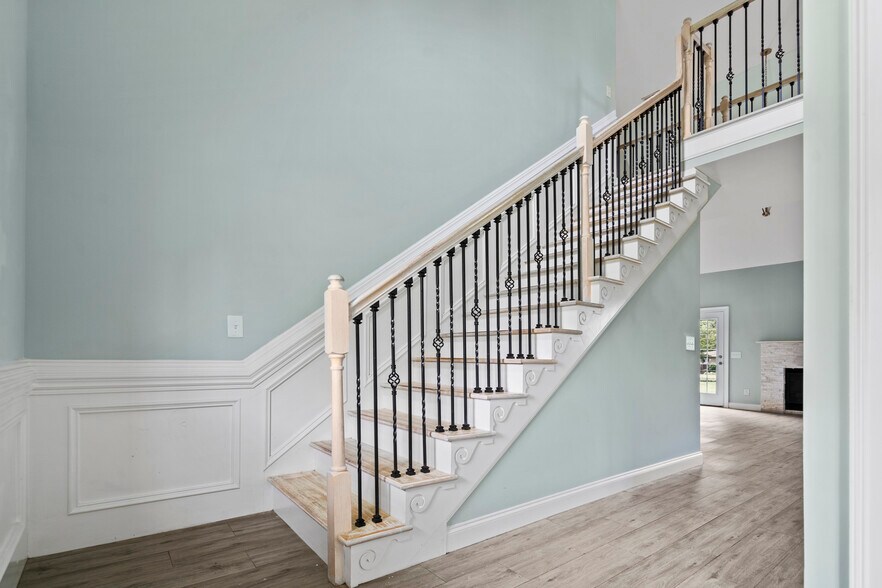 More Photos Of 1600 3rd Loop Rd, Florence Multifamily For Sale