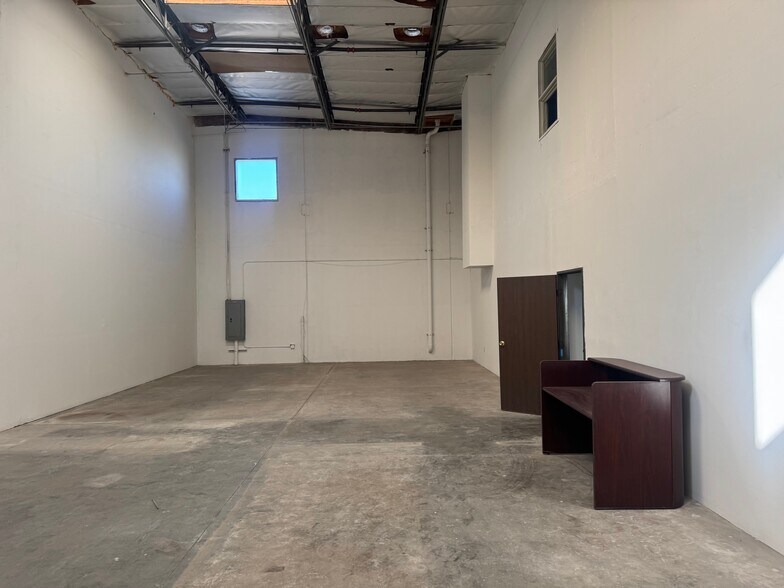 More Photos Of 12368 Valley Blvd, El Monte Manufacturing For Lease