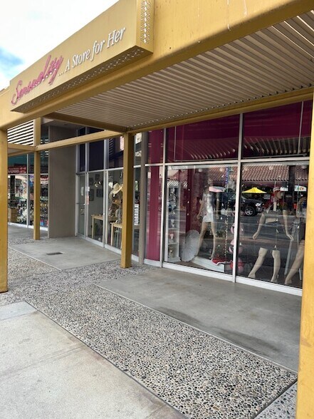 More Photos Of 252 S Palm Canyon Dr, Palm Springs Storefront Retail Office For Lease