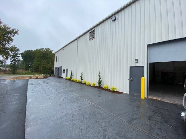 More Photos Of 762 Park Ave, Youngsville Manufacturing For Lease