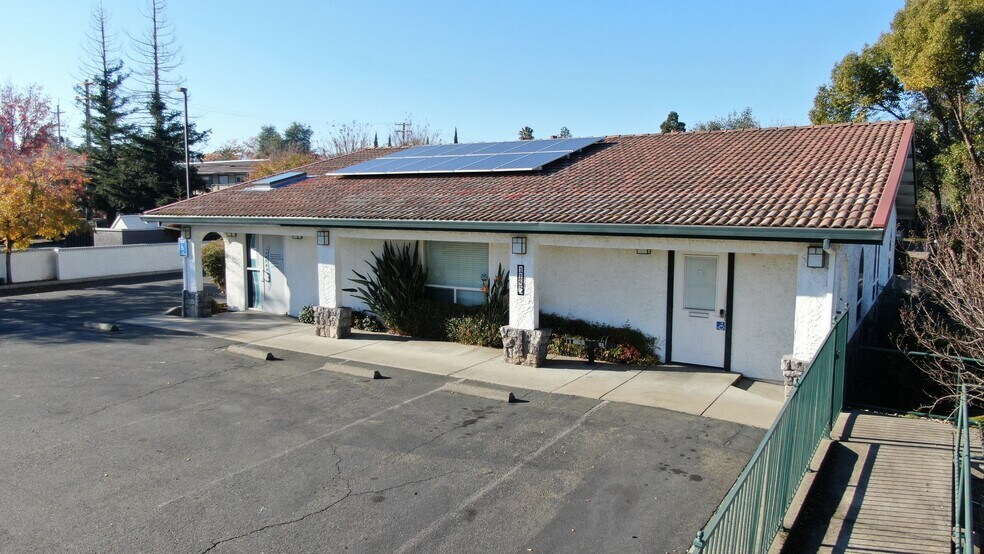 More Photos Of 1158 Court St, Redding Medical For Sale