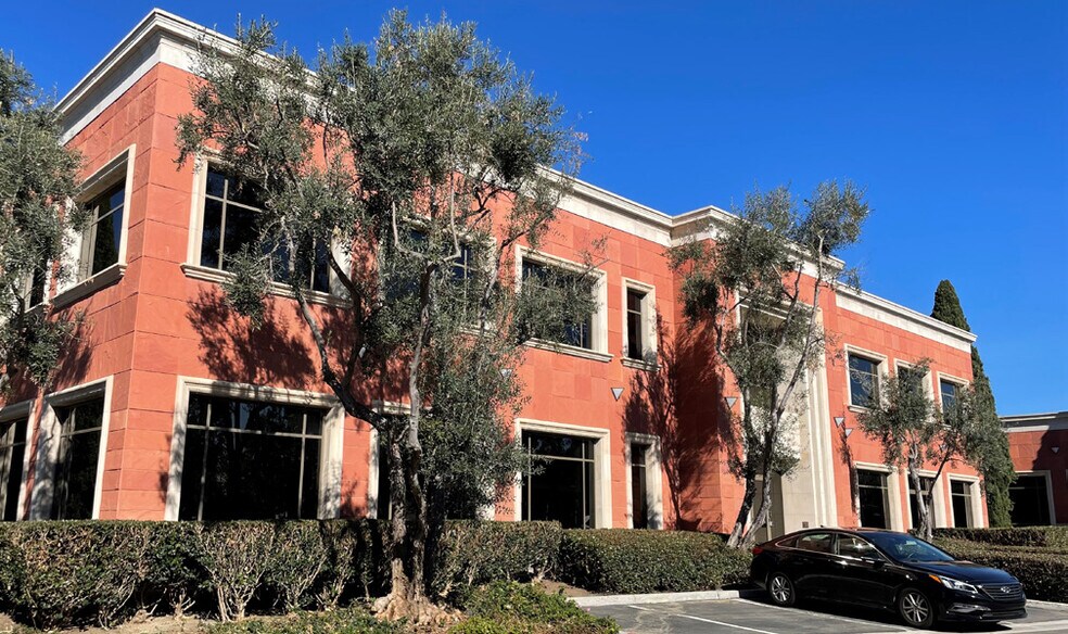 More Photos Of 5958 Priestly Dr, Carlsbad Office For Sale