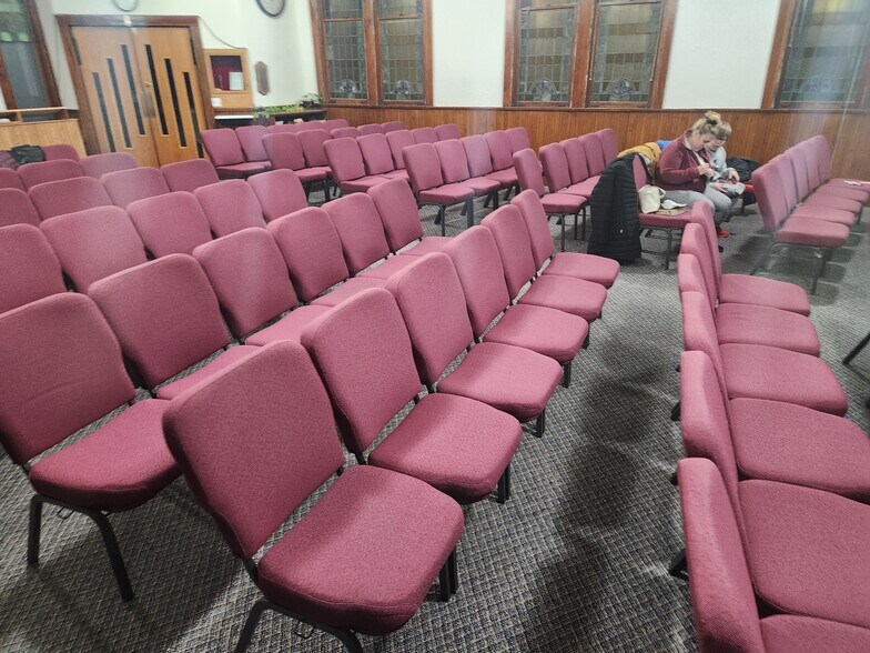 More Photos Of 409 4th St, Baraboo Religious Facility For Sale