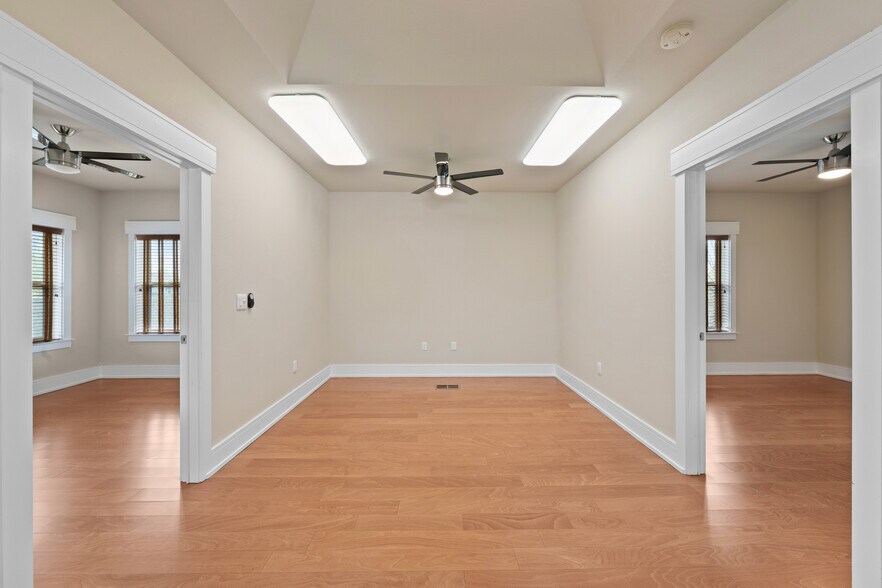 More Photos Of 1206 Hart St, Georgetown Specialty For Sale