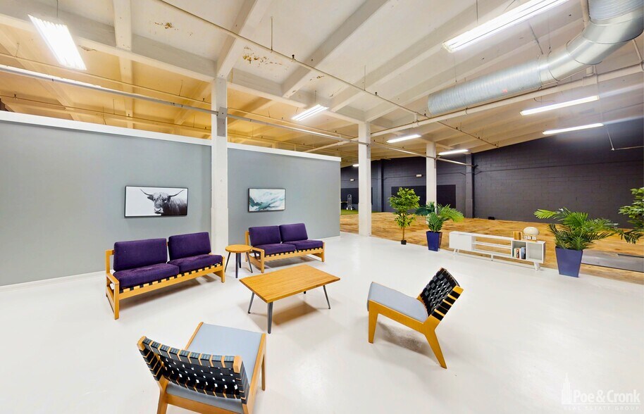 More Photos Of 941 Industry Ave SE, Roanoke Warehouse For Sale