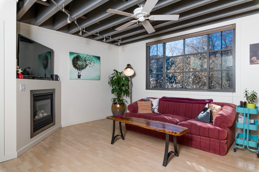 More Photos Of 471 N Leadville Ave, Ketchum Freestanding For Sale