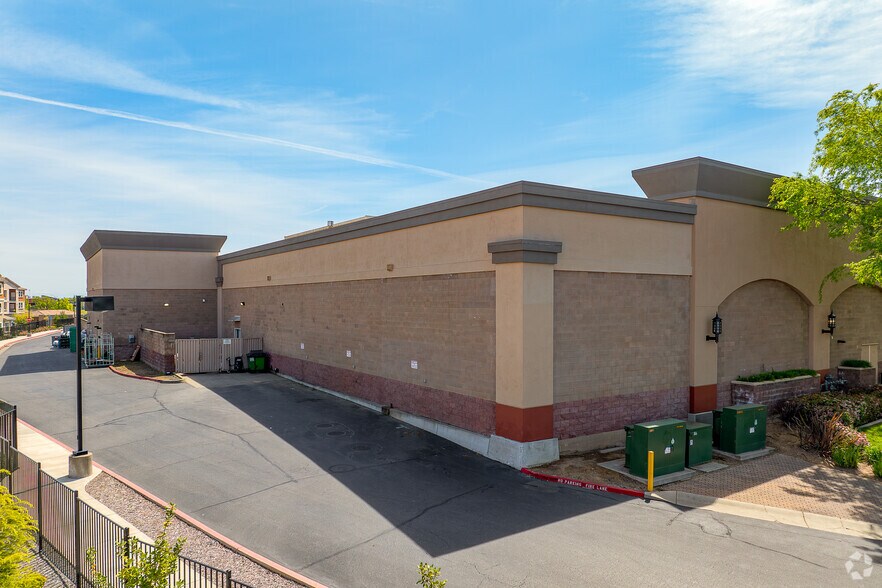 More Photos Of 2751 Del Paso Rd, Sacramento Unknown For Lease