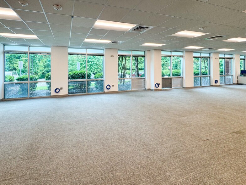 More Photos Of 4 Copley Pky, Morrisville Office For Lease