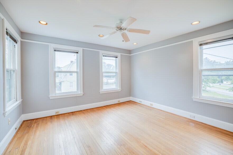 More Photos Of 913 Olney Sandy Spring Rd, Sandy Spring Office Residential For Sale