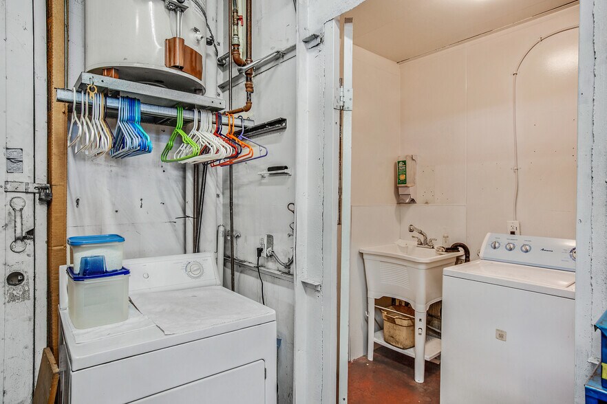 More Photos Of 355 E 14th St, San Leandro Auto Repair For Sale