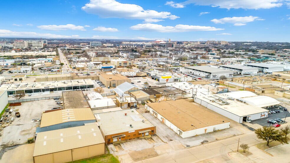 More Photos Of 2711-2725 Cullen St, Fort Worth Distribution For Lease