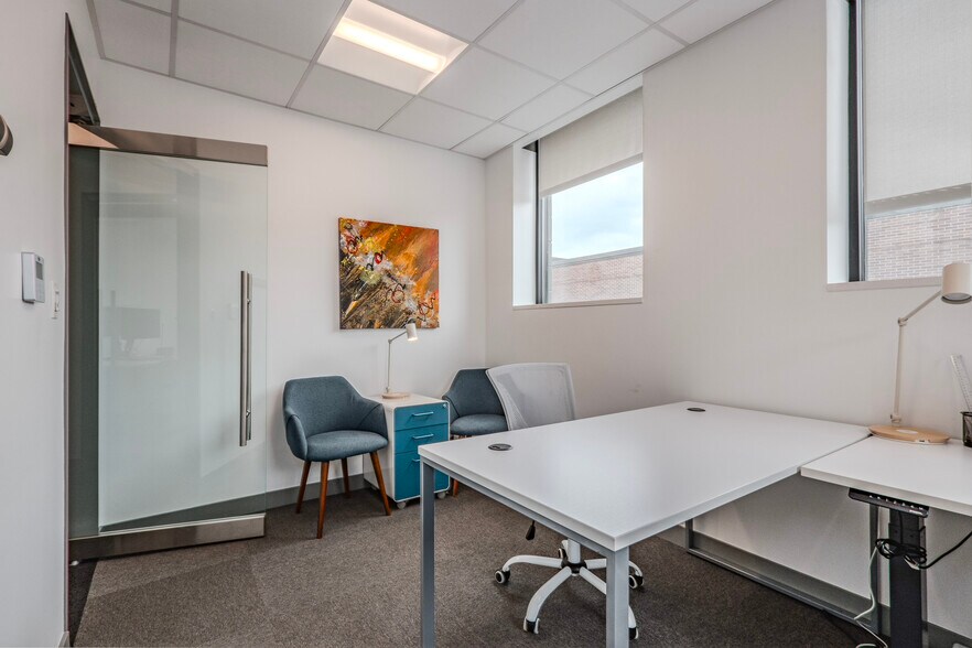 More Photos Of 1290 N Clybourn Ave, Chicago Office For Lease