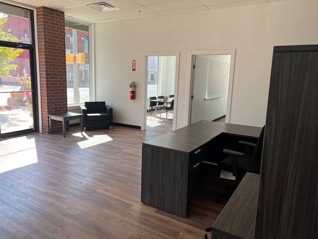 More Photos Of 127 W Main St, Ardmore Office For Lease