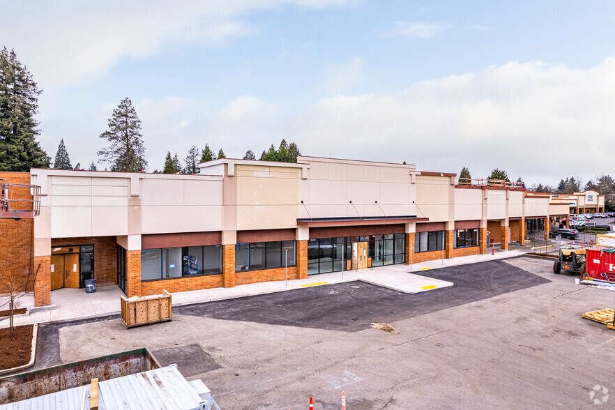 Primary Photo Of 15003-15121 SE McLoughlin Blvd, Milwaukie Storefront For Lease