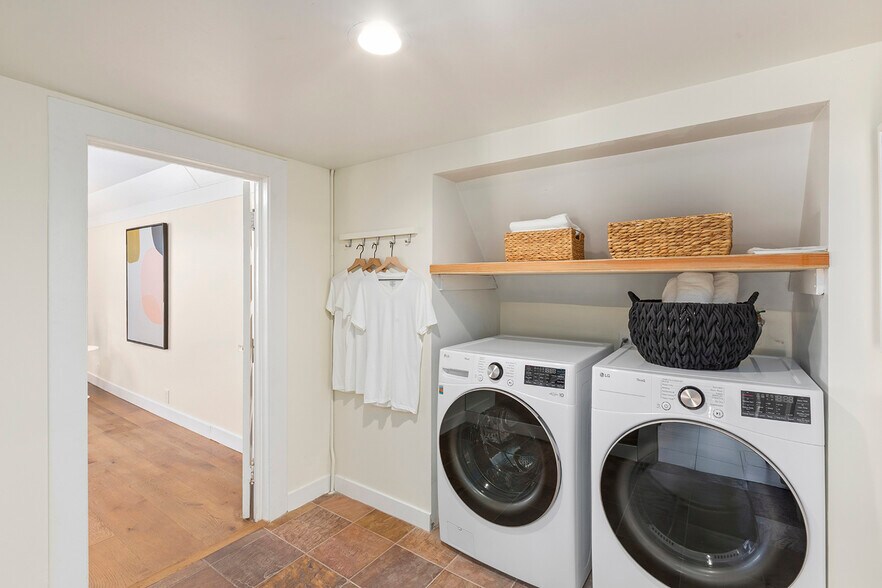More Photos Of 2275 California St, San Francisco Apartments For Sale