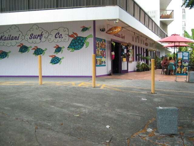 More Photos Of 75-5719 Alii Dr, Kailua Kona General Retail For Sale