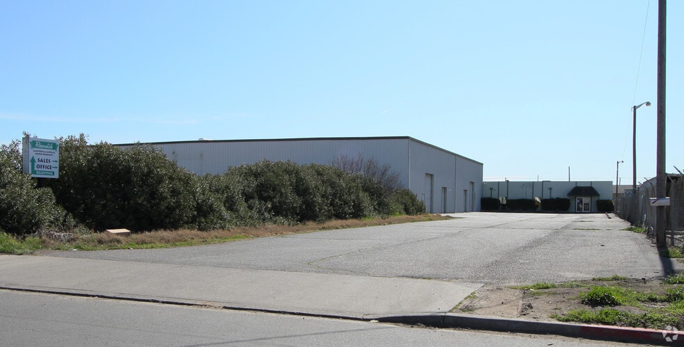 More Photos Of 136 Flamingo Dr, Modesto Warehouse For Sale