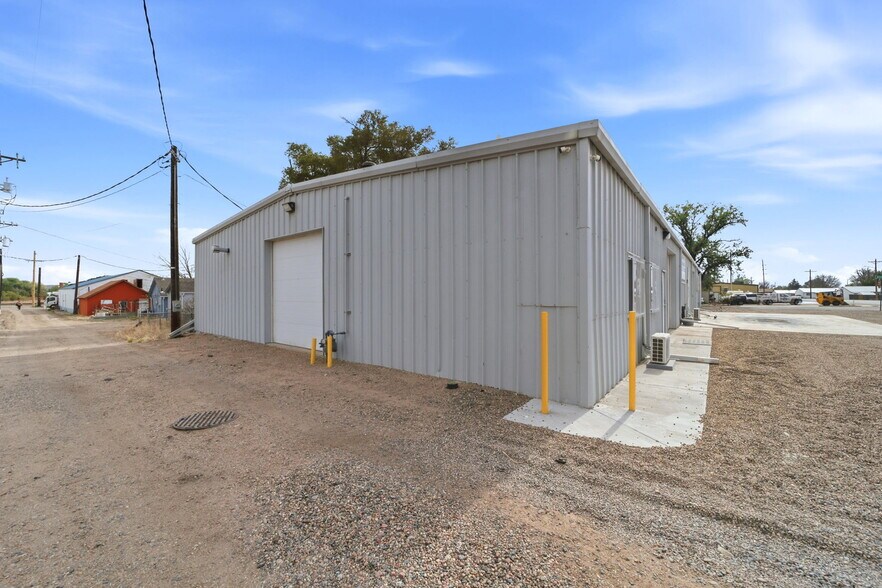 More Photos Of 114 5th St, Fowler Industrial For Lease
