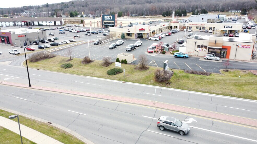 More Photos Of 225675 Rib Mountain Dr, Wausau Storefront For Lease