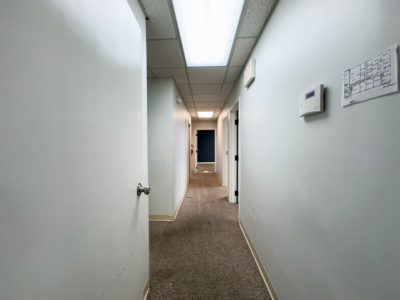 More Photos Of 103 S Florida Ave, Lakeland Office For Lease