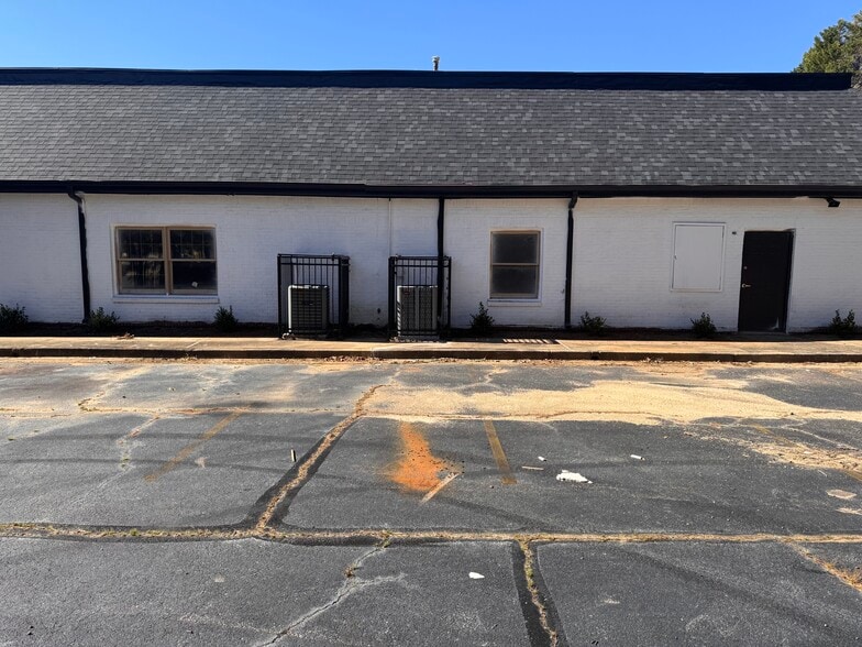 More Photos Of 6564 Professional Pl, Riverdale Medical For Lease