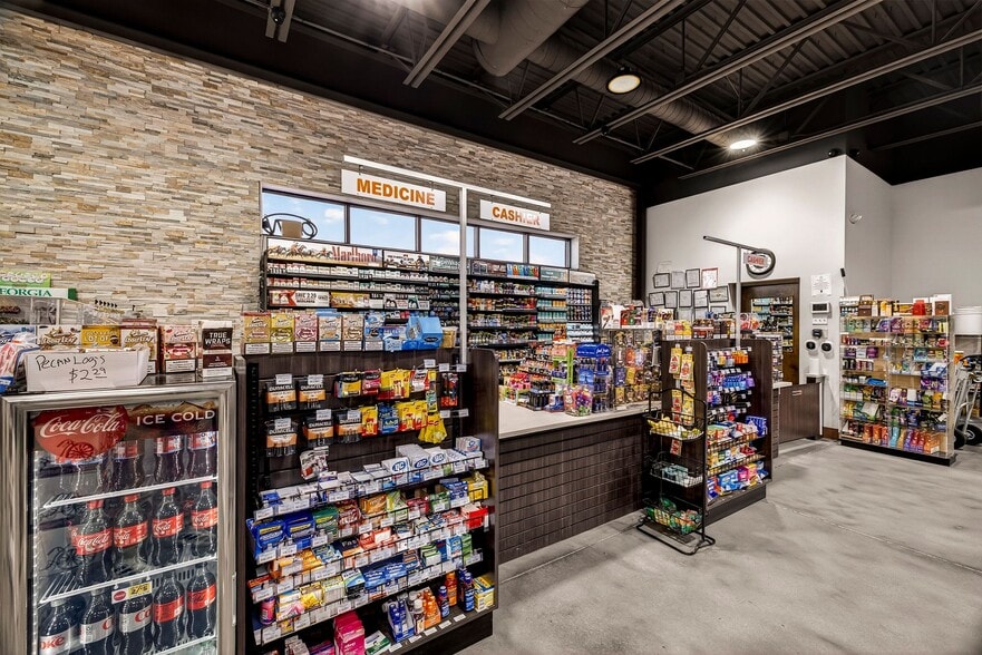 More Photos Of 221 Tanger Outlets Blvd, Pooler Service Station For Sale