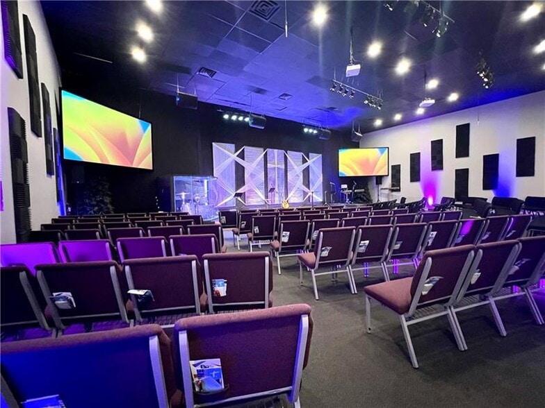 More Photos Of 550 W George St, Carmichaels Religious Facility For Sale