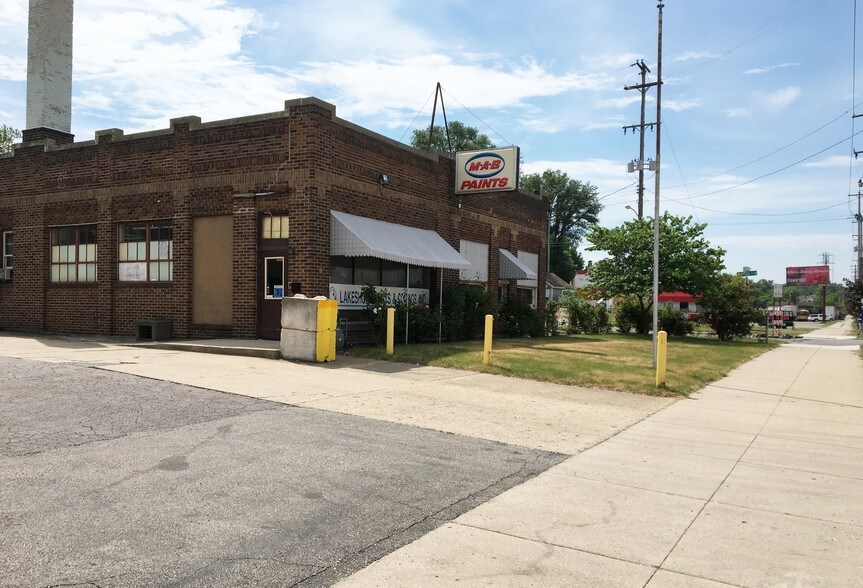 More Photos Of 1750 Clyde Park Ave SW, Grand Rapids Storefront For Sale