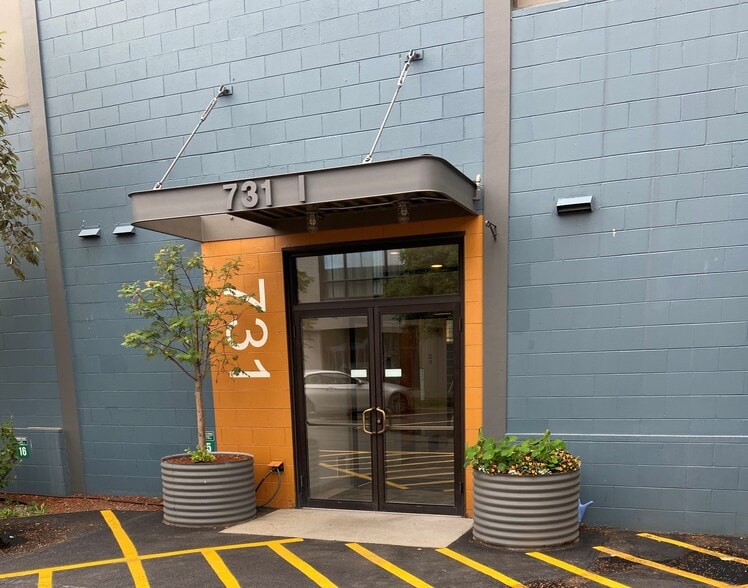 More Photos Of 731 I St, Anchorage Office For Lease