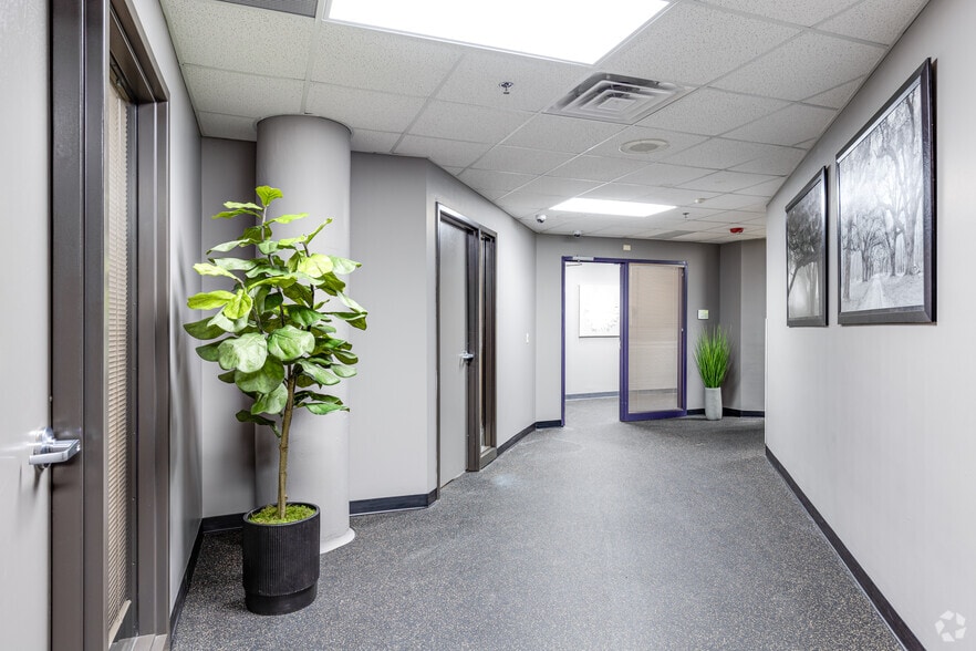 More Photos Of 540 Fairview Ave, Saint Paul Unknown For Lease