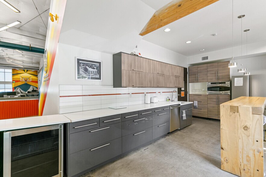 More Photos Of 2245 Curtis St, Denver Loft Creative Space For Sale
