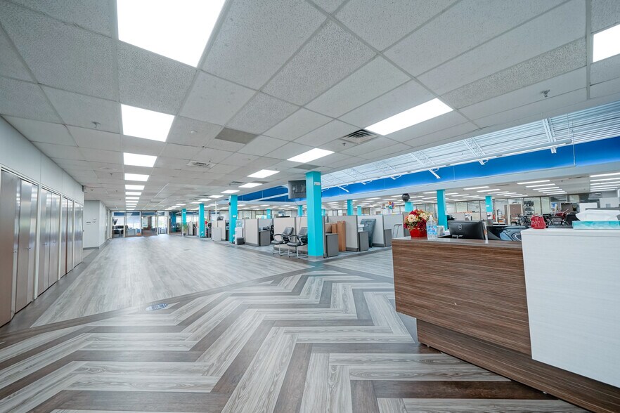 More Photos Of 663 E Crescent Ave, Ramsey Office For Lease