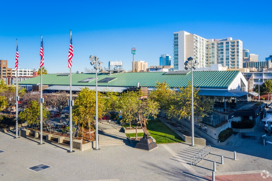 Primary Photo Of 98 Broadway, Oakland Freestanding For Lease