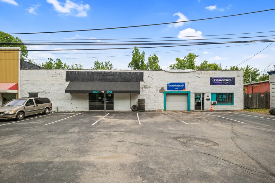 More Photos Of 2515 U.S. Route 60 E, Huntington Storefront For Sale