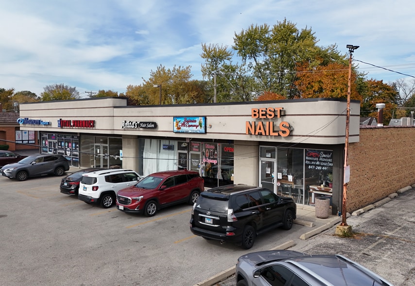 Primary Photo Of 2304-2312 Grand Ave, Waukegan Storefront For Lease