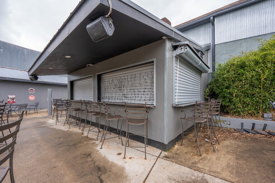 More Photos Of 618 S Main St, Greensburg Restaurant For Sale