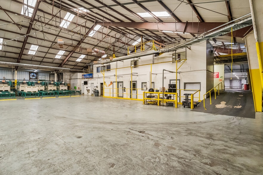 More Photos Of 2600 45th St, Vero Beach Food Processing For Sale