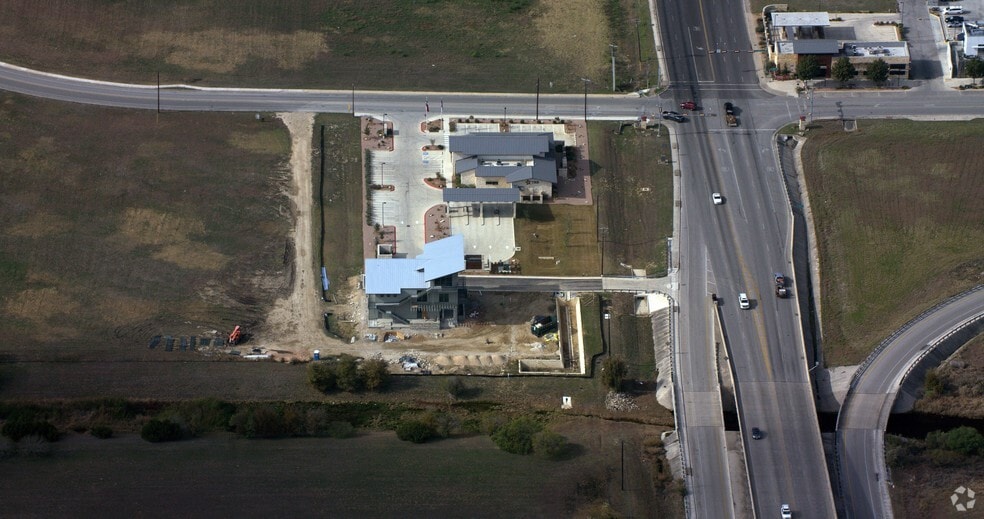 More Photos Of 330 Wonder World Dr, San Marcos Office For Lease