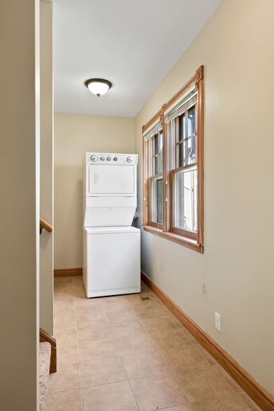 More Photos Of 197 Kent St, Saint Paul Multifamily For Sale